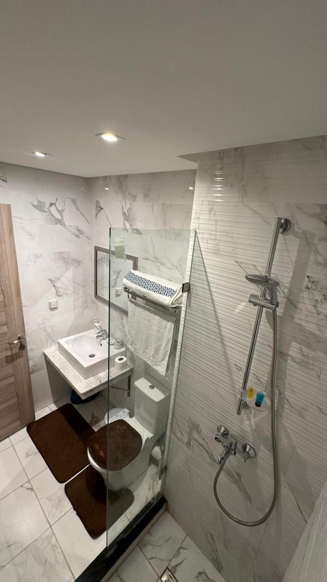 Luxury Family Appart 7 Pers - Checkpoint - Oujda Center Екстер'єр фото